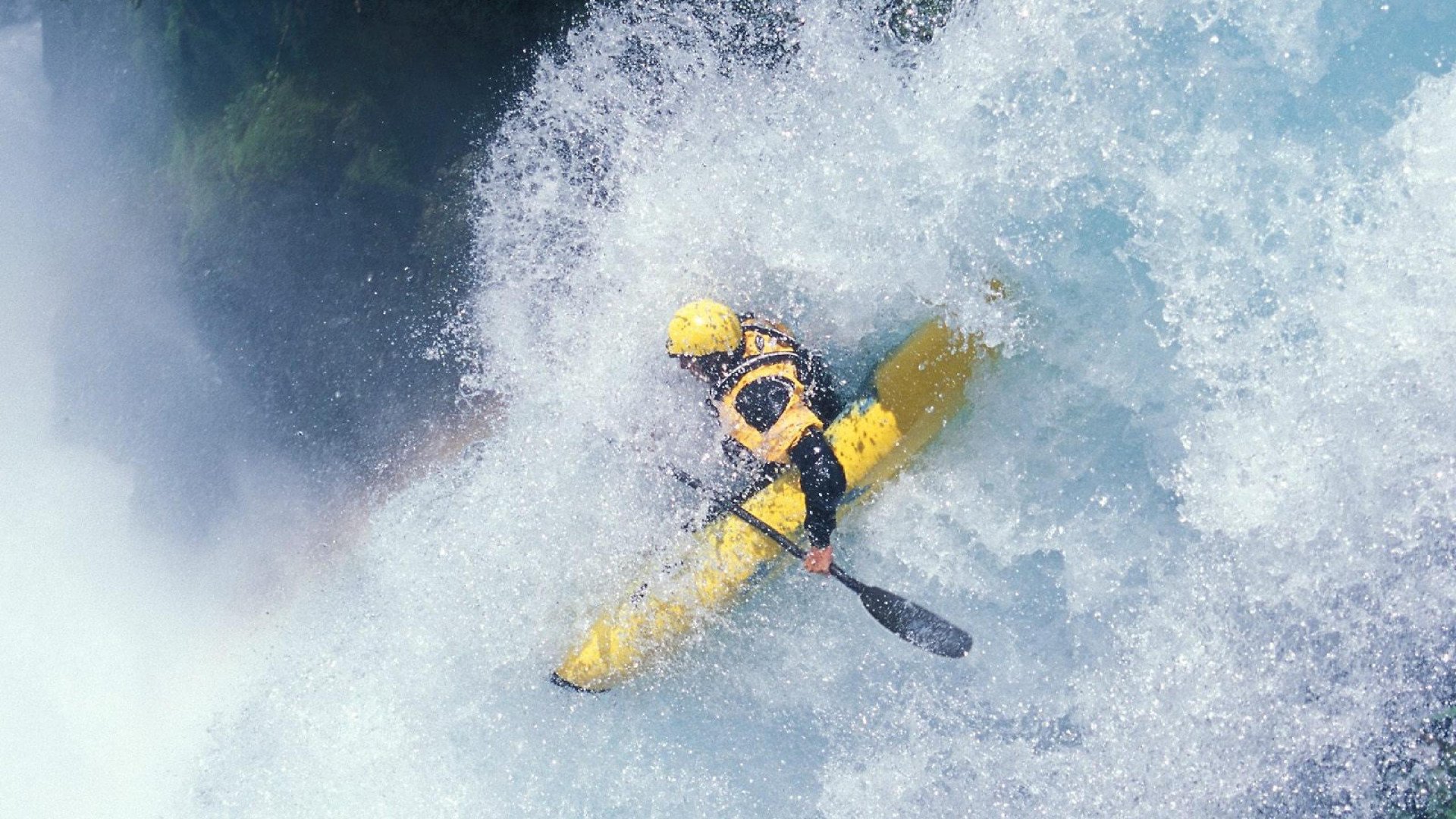 【粉丝狂欢】支持球队的庆祝活动，足球俱乐部粉丝